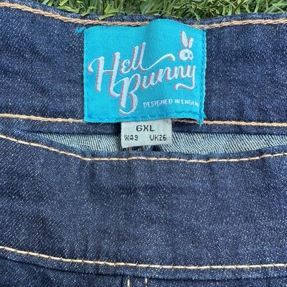 Hell Bunny Charlie Denim Capris Dark Wash Plus Size Retro Style Jeans 6XL - Picture 3 of 9